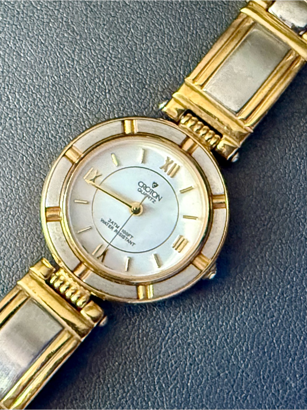 Vtg Croton Ladies Watch